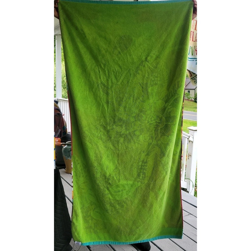 Vera Bradley Beach Towel RUMBA - Picture 8 of 11